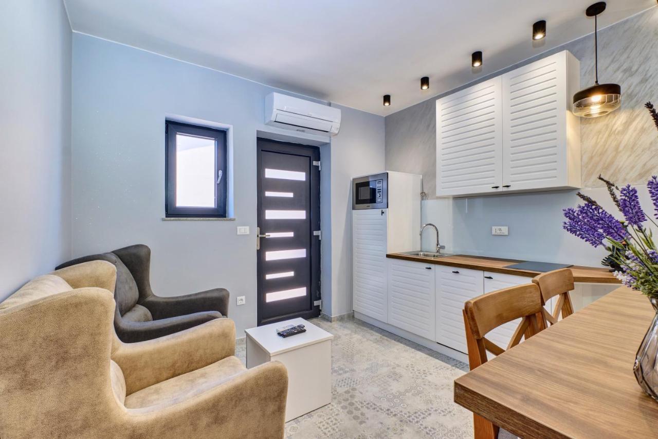 Luxury Apartments Mali Losinj Ngoại thất bức ảnh