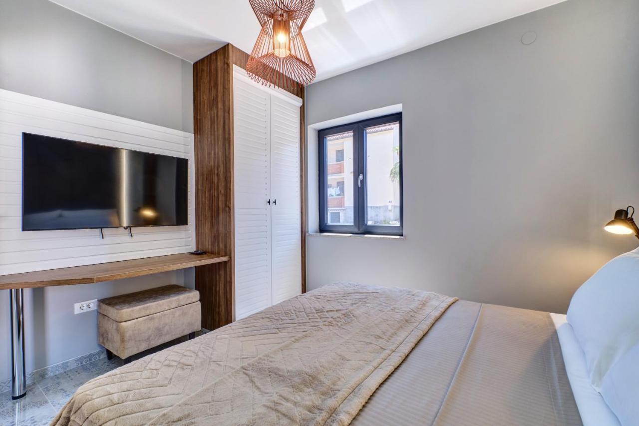 Luxury Apartments Mali Losinj Ngoại thất bức ảnh