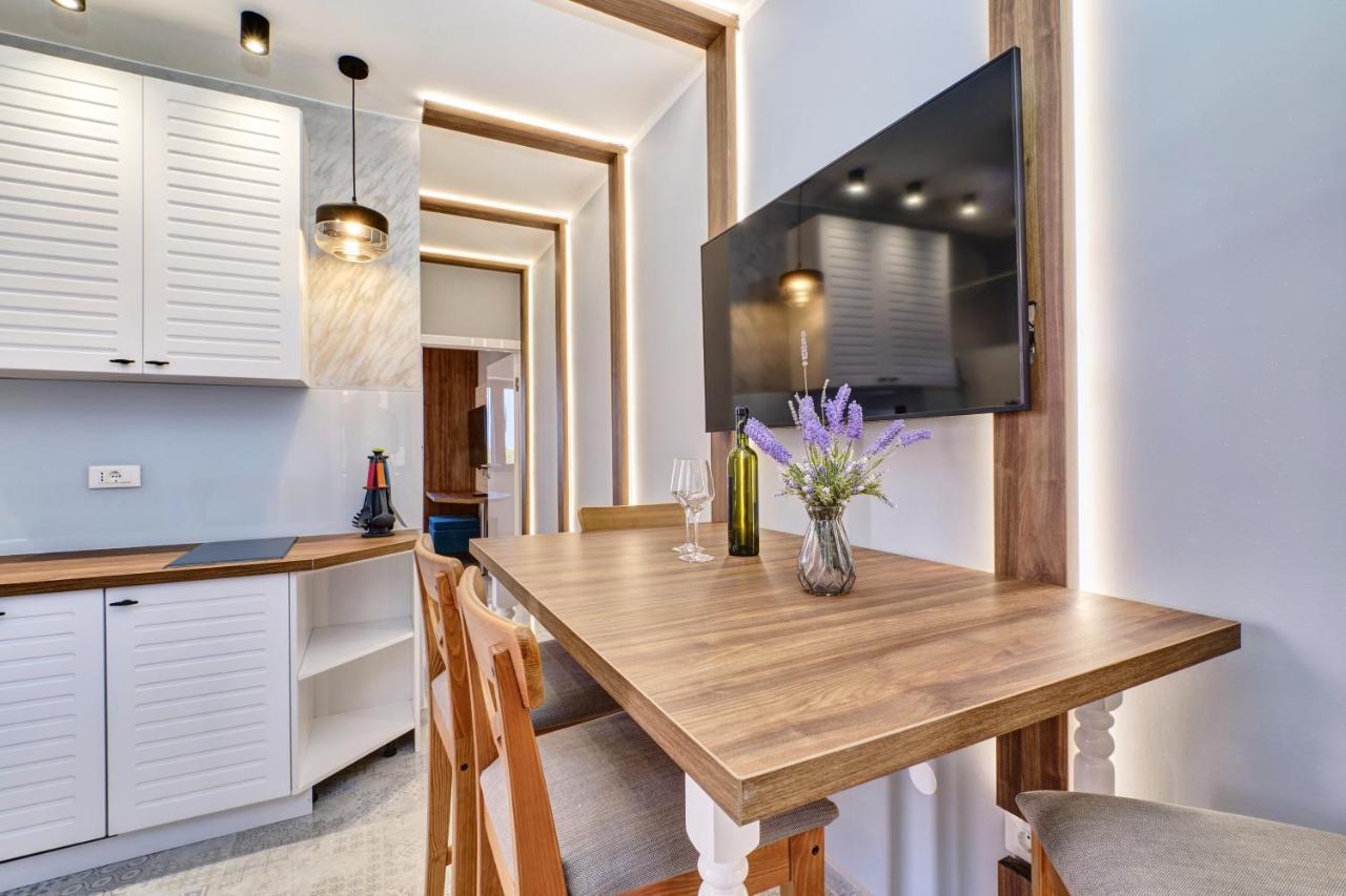 Luxury Apartments Mali Losinj Ngoại thất bức ảnh