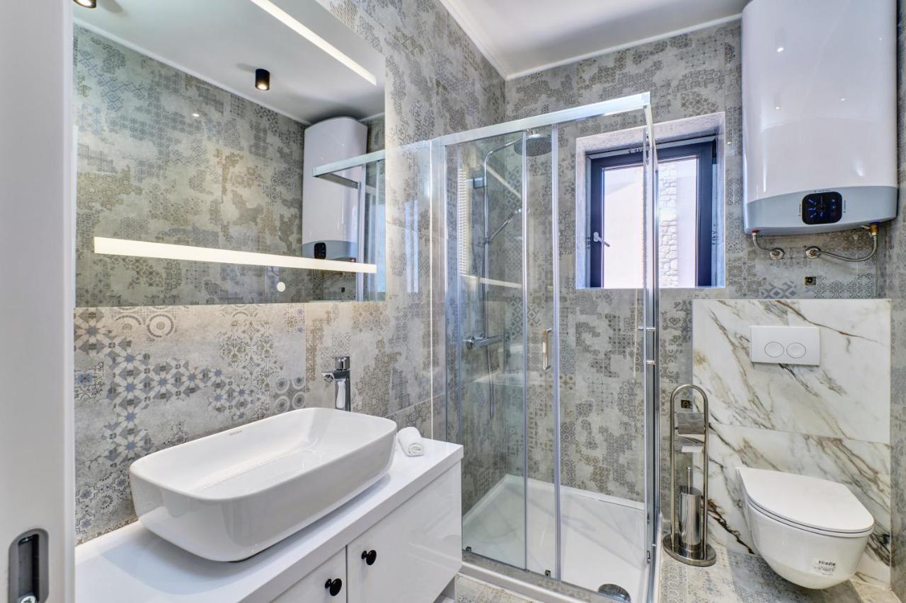 Luxury Apartments Mali Losinj Ngoại thất bức ảnh