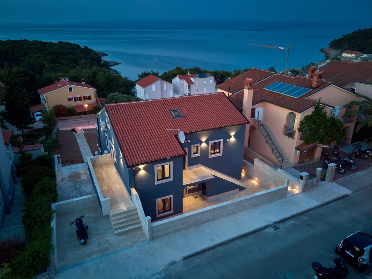Luxury Apartments Mali Losinj Ngoại thất bức ảnh